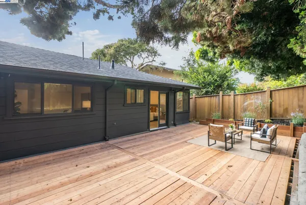 $1,297,000 | 201 Amherst Avenue, Kensington, CA 94708