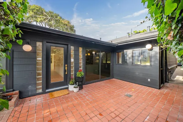 $1,297,000 | 201 Amherst Avenue, Kensington, CA 94708
