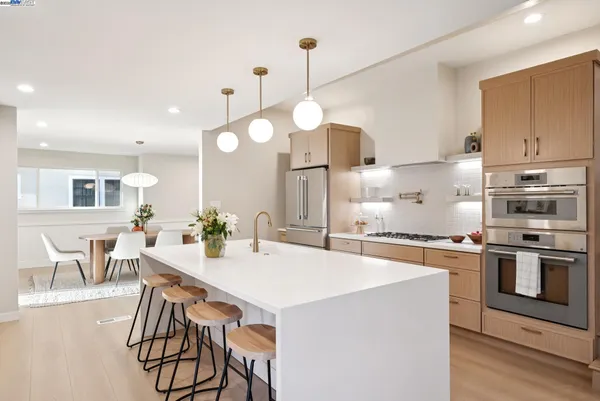 $1,297,000 | 201 Amherst Avenue, Kensington, CA 94708