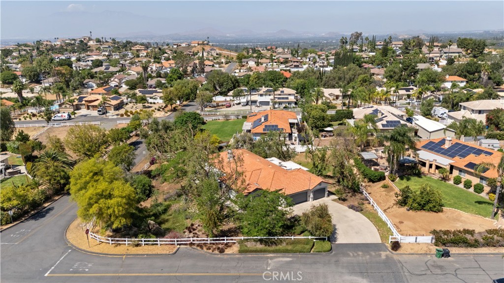 14282 Rock Place Riverside, CA 92503 - Photo 36 of 40