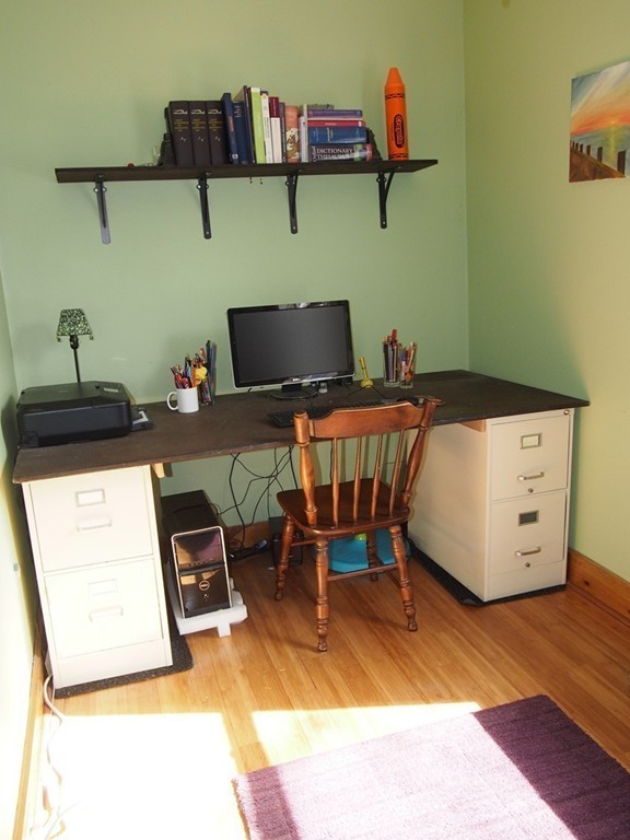 78 Beaconsfield Road Worcester, MA 01602 - Photo 10 of 30 a room with furniture and a window