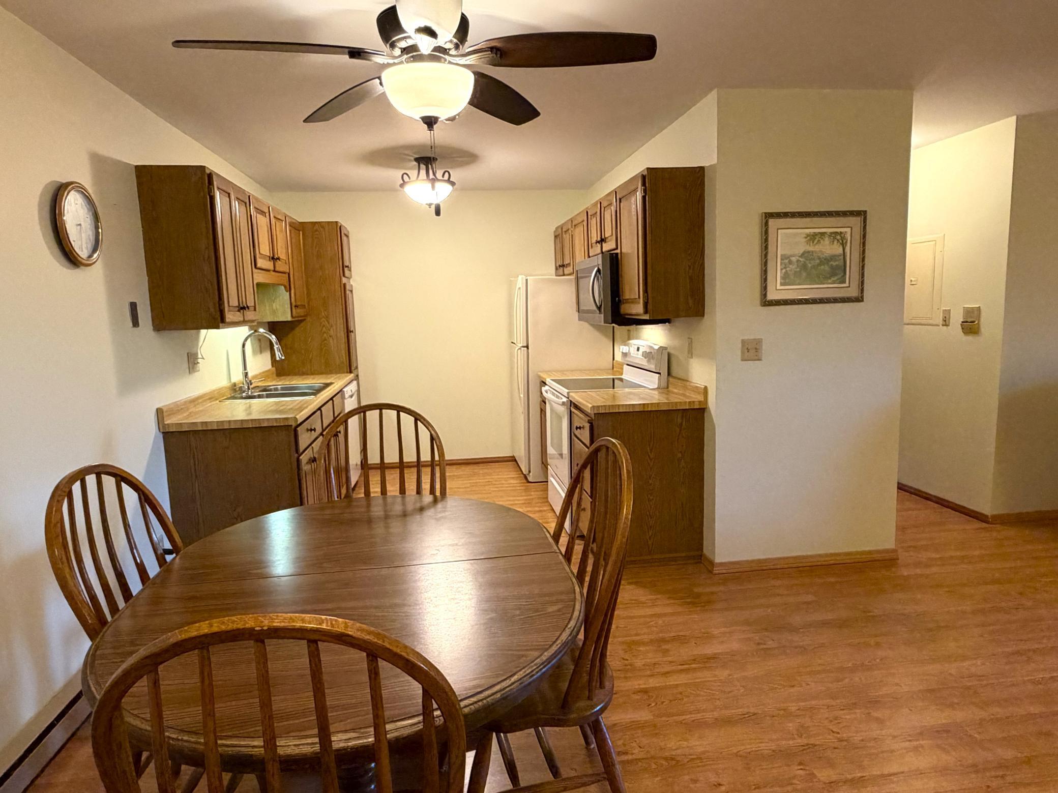 1825 Perlich Avenue, Unit 101 Red Wing, MN 55066 - Photo 8 of 18 Gallery Image 8