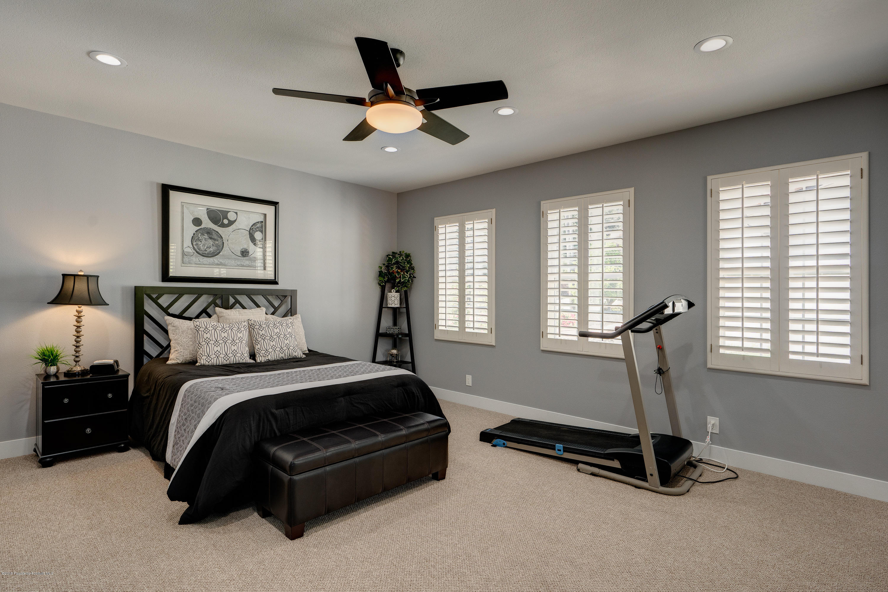 3503 Giddings Ranch Road Altadena, CA 91001 - Photo 39 of 75 a bed room with a bed and a window