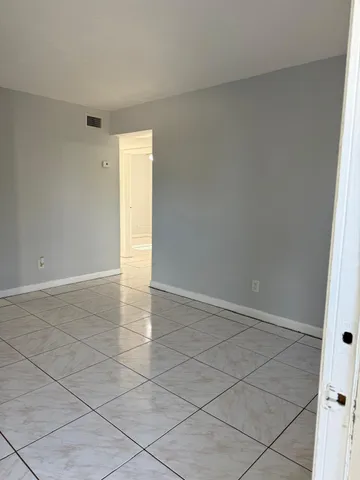 $1,550 | 1273 West 34th Street, Unit 2, Riviera Beach, FL 33404