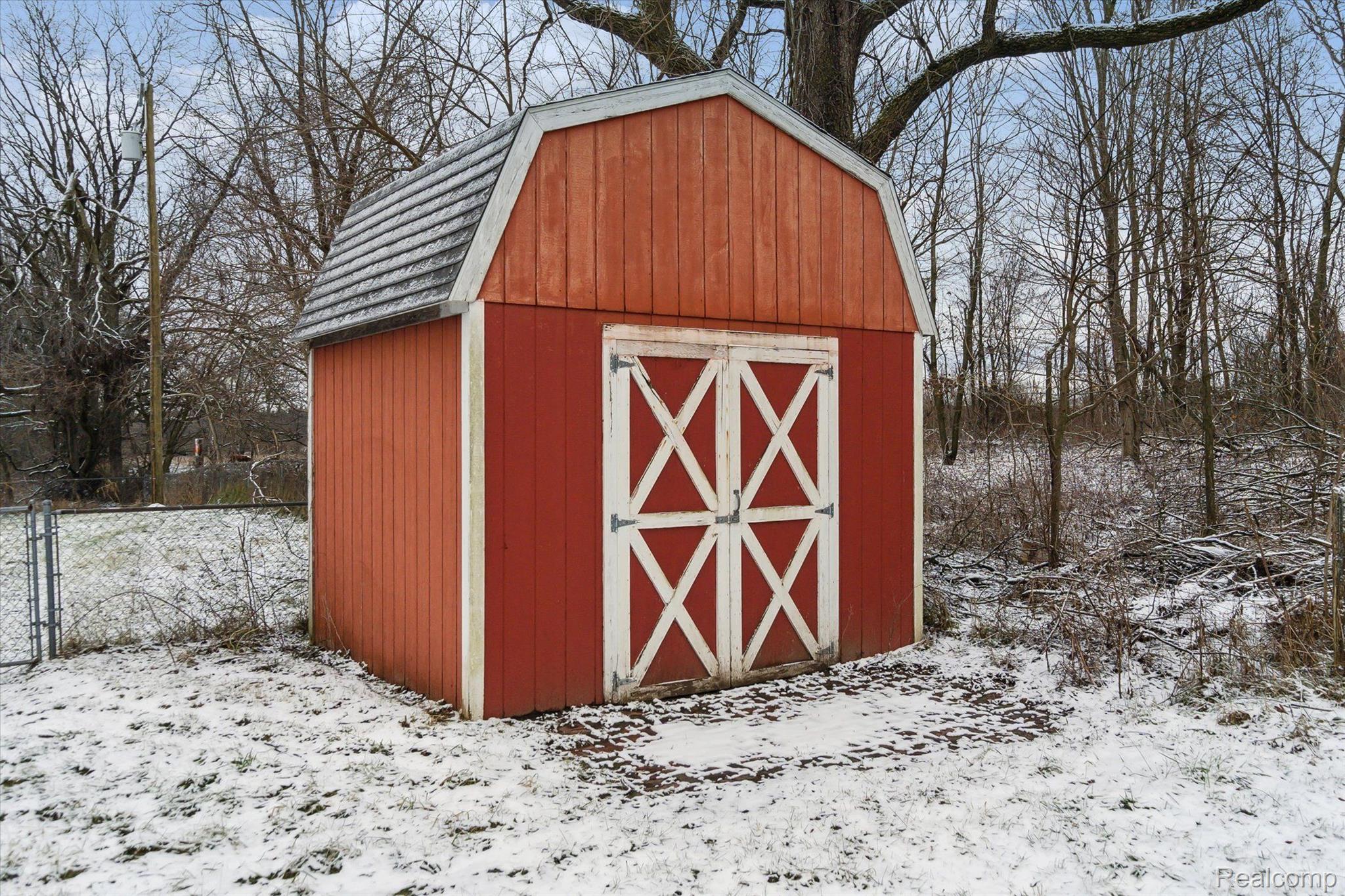 10392 West Sargent Road Fowlerville, MI 48836 - Photo 44 of 45 Gallery Image 44