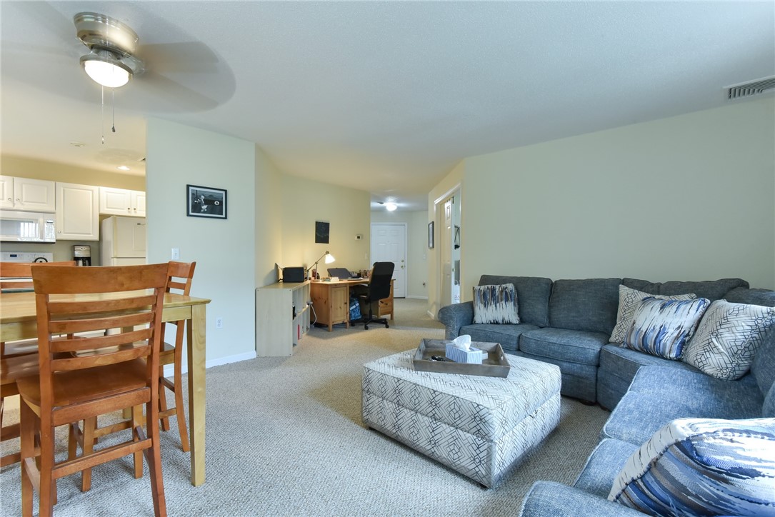 3524 West Shore Road, Unit 910 Warwick, RI 02886 - Photo 4 of 18
