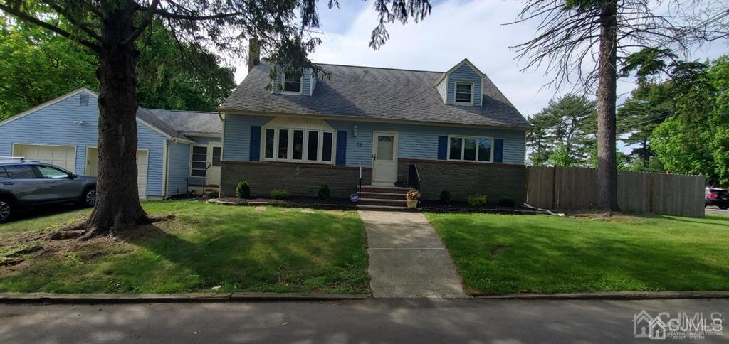 21 Portland Street Edison, NJ 08820 - Photo 1 of 25 Gallery Image 1