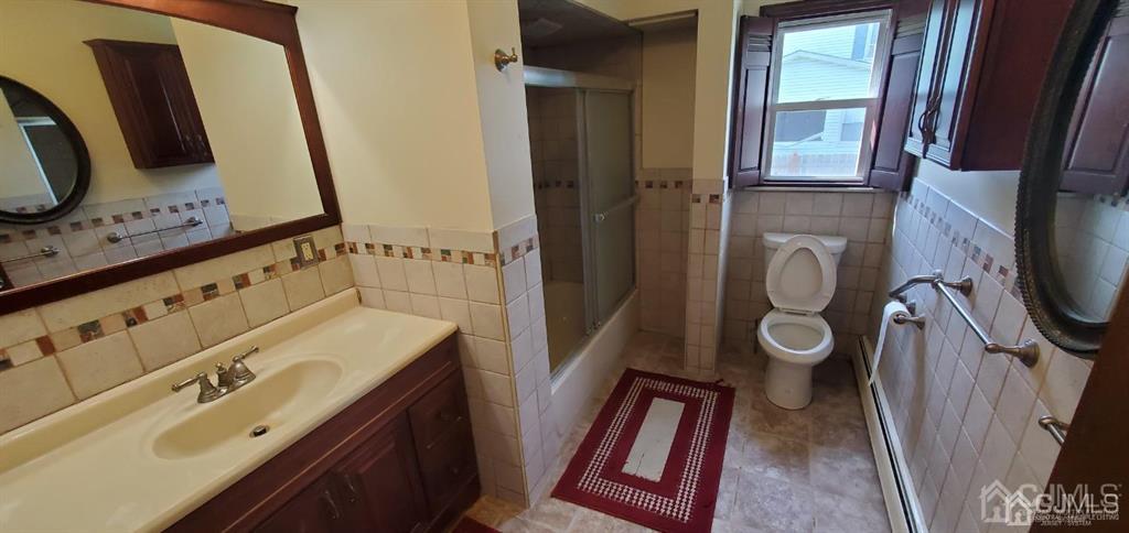 21 Portland Street Edison, NJ 08820 - Photo 5 of 25 Gallery Image 5