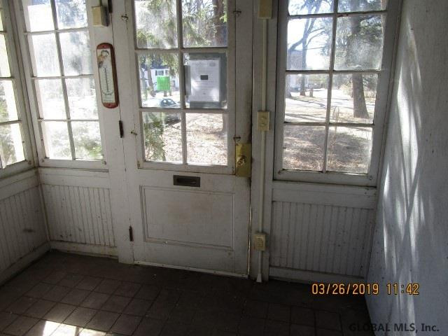 3 Sunnyside Road Scotia, NY 12302 - Photo 8 of 16 Photo 8