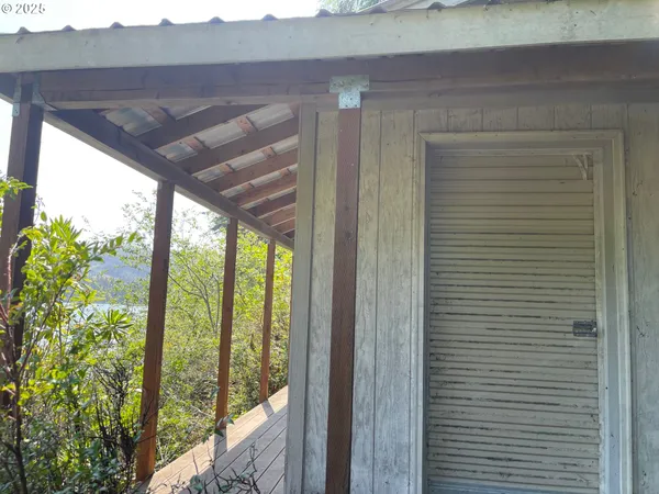 $289,900 | 88921 Bayberry Lane, Florence, OR 97439