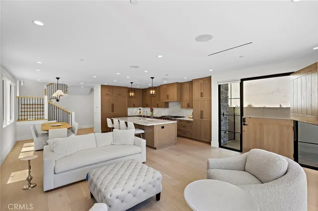 $20,000 | 509 Carnation Avenue, Corona del Mar, CA 92625