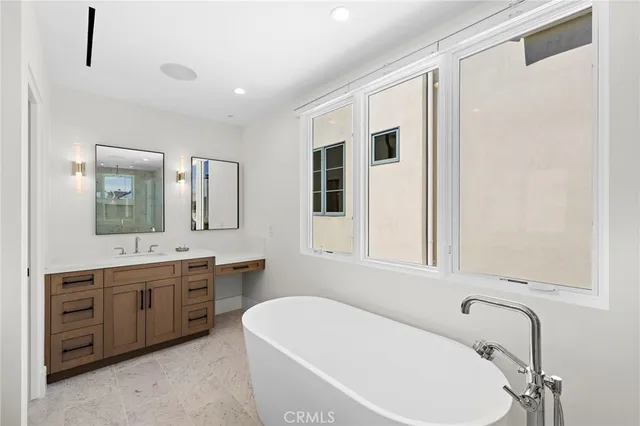 $20,000 | 509 Carnation Avenue, Corona del Mar, CA 92625