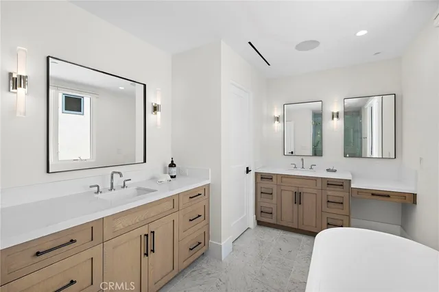 $20,000 | 509 Carnation Avenue, Corona del Mar, CA 92625