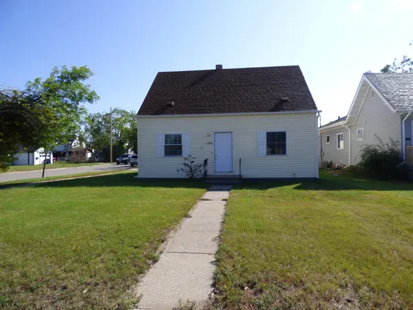 $269,500 | 1320 Bemidji Avenue North, Bemidji, MN 56601