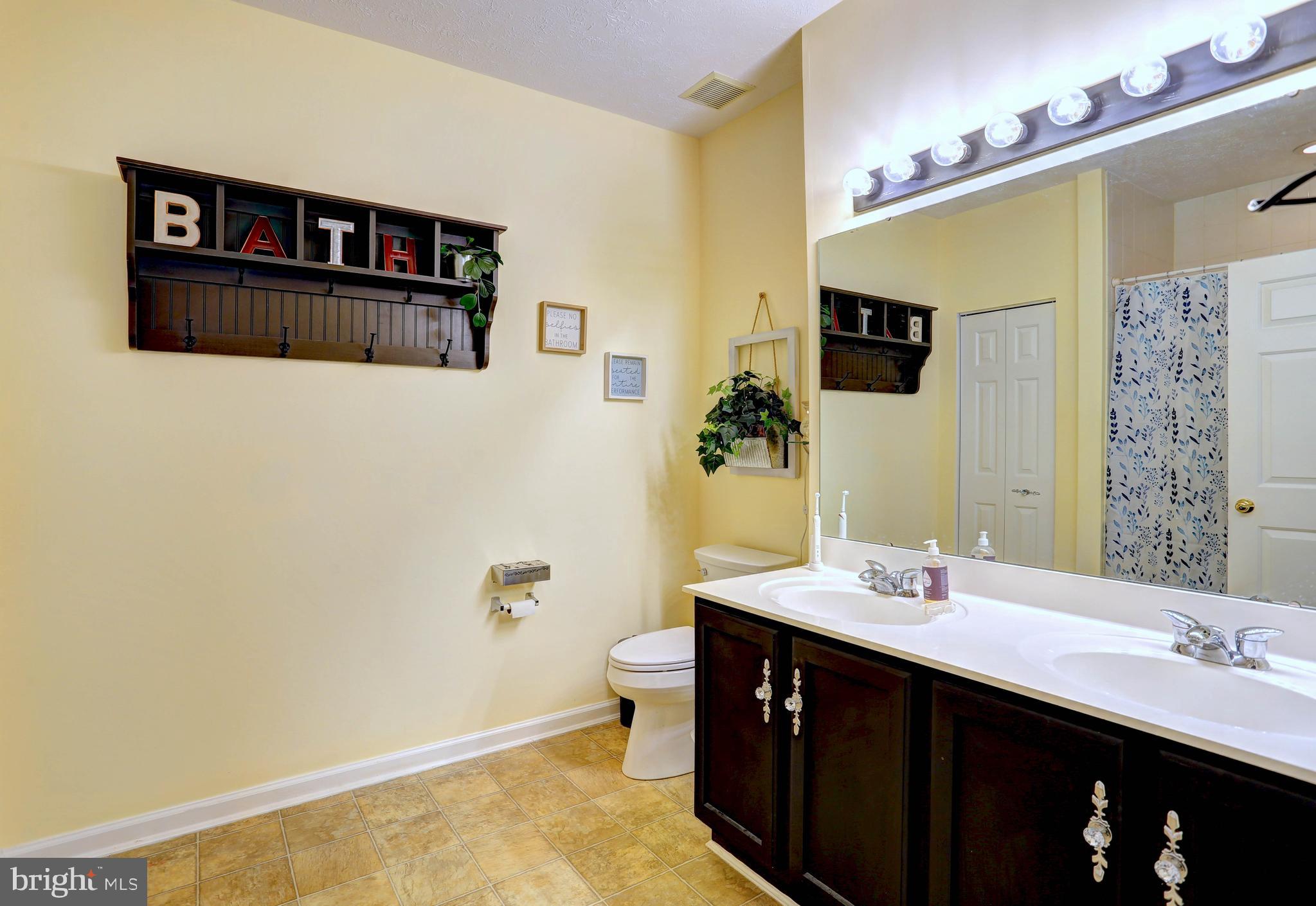 5232 Glenthorne Court, Unit 5232 Rosedale, MD 21237 - Photo 17 of 28