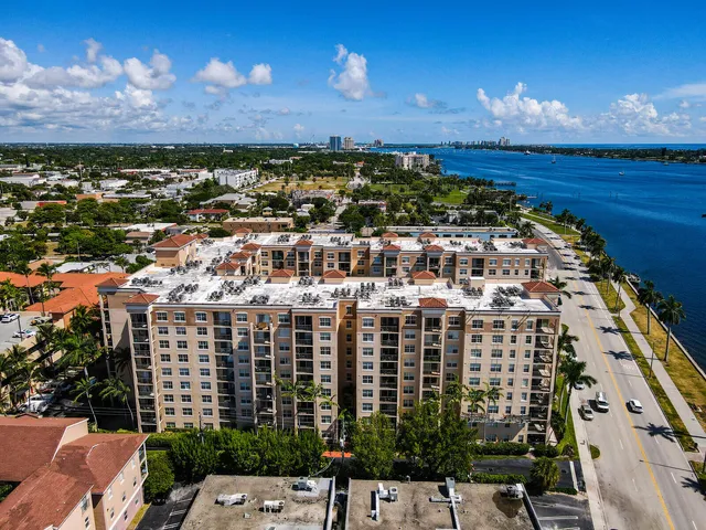 $3,500 | 1801 North Flagler Drive, Unit 436, West Palm Beach, FL 33407