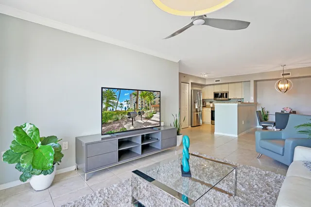 $3,500 | 1801 North Flagler Drive, Unit 436, West Palm Beach, FL 33407