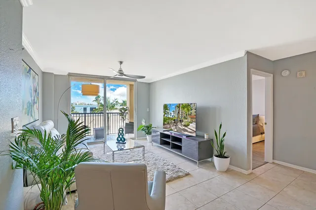 $3,500 | 1801 North Flagler Drive, Unit 436, West Palm Beach, FL 33407