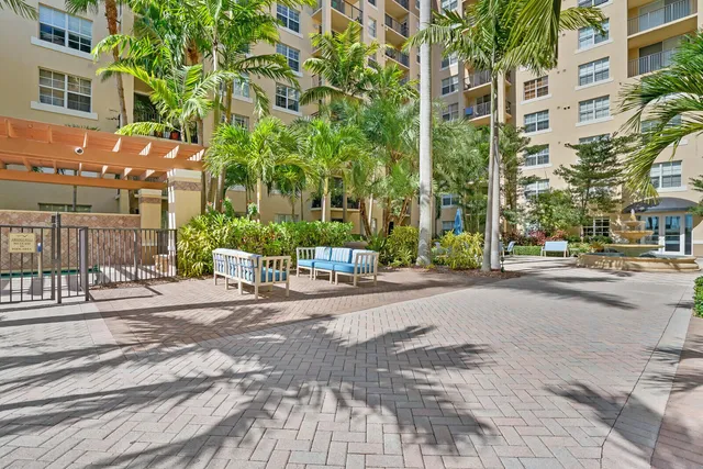 $3,500 | 1801 North Flagler Drive, Unit 436, West Palm Beach, FL 33407