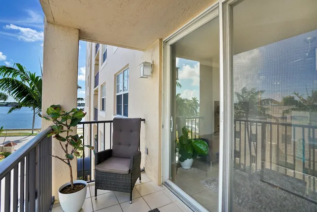$3,500 | 1801 North Flagler Drive, Unit 436, West Palm Beach, FL 33407