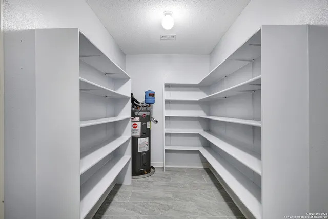 $399,900 | 9642 Elmstone Drive, San Antonio, TX 78254