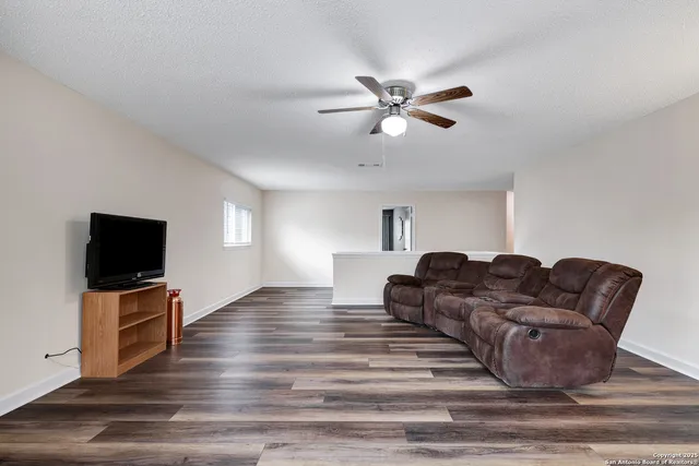 $399,900 | 9642 Elmstone Drive, San Antonio, TX 78254