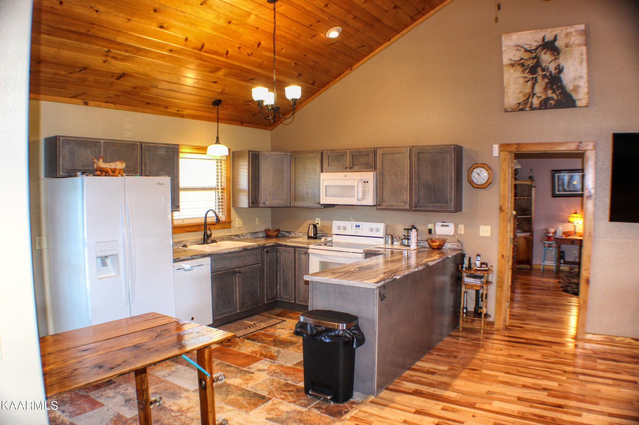 559 Valley Ridge Road Jamestown, TN 38556 - Photo 11 of 38 Gallery Image 11