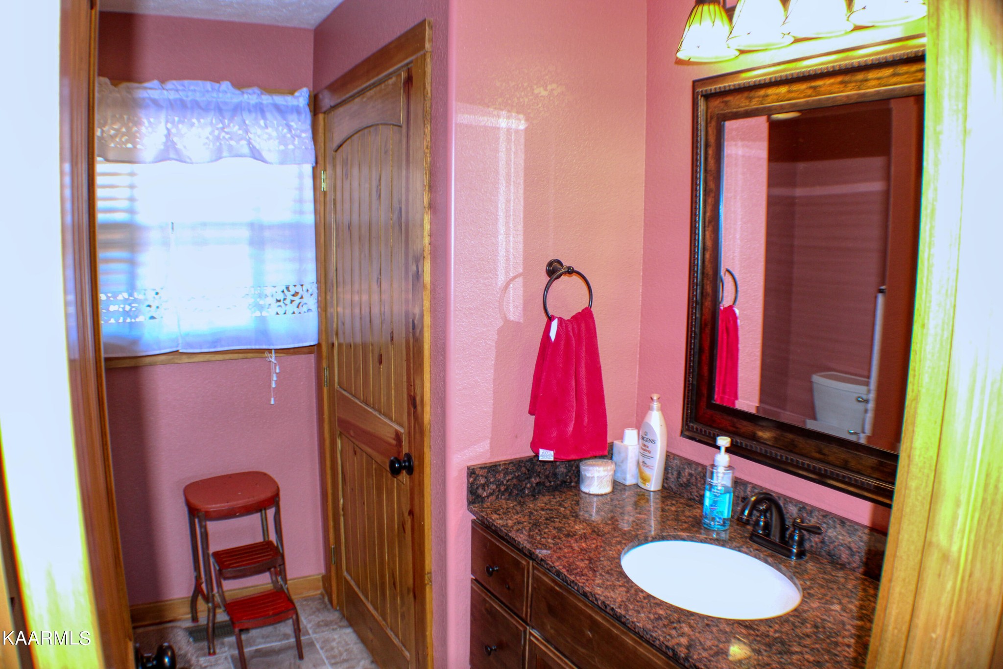 559 Valley Ridge Road Jamestown, TN 38556 - Photo 14 of 38 Gallery Image 14