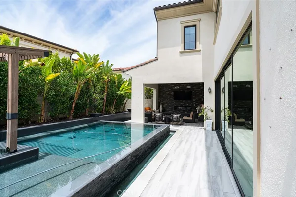 $18,000 | 72 Eider Run, Irvine, CA 92618
