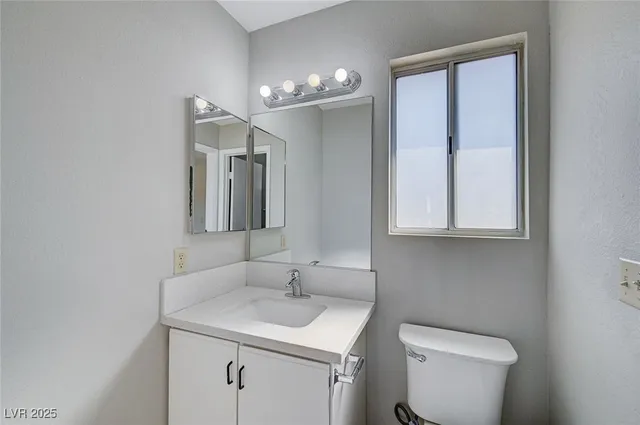 $1,550 | 527 Kristin Lane, Henderson, NV 89011