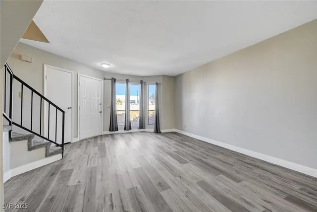 $1,550 | 527 Kristin Lane, Henderson, NV 89011