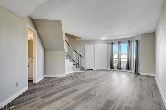 $1,550 | 527 Kristin Lane, Henderson, NV 89011