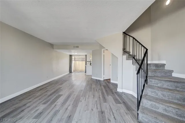 $1,550 | 527 Kristin Lane, Henderson, NV 89011