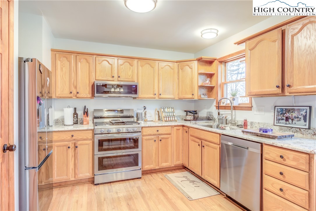 674 Rivers Edge Road Sparta, NC 28675 - Photo 20 of 41 Gallery Image 20