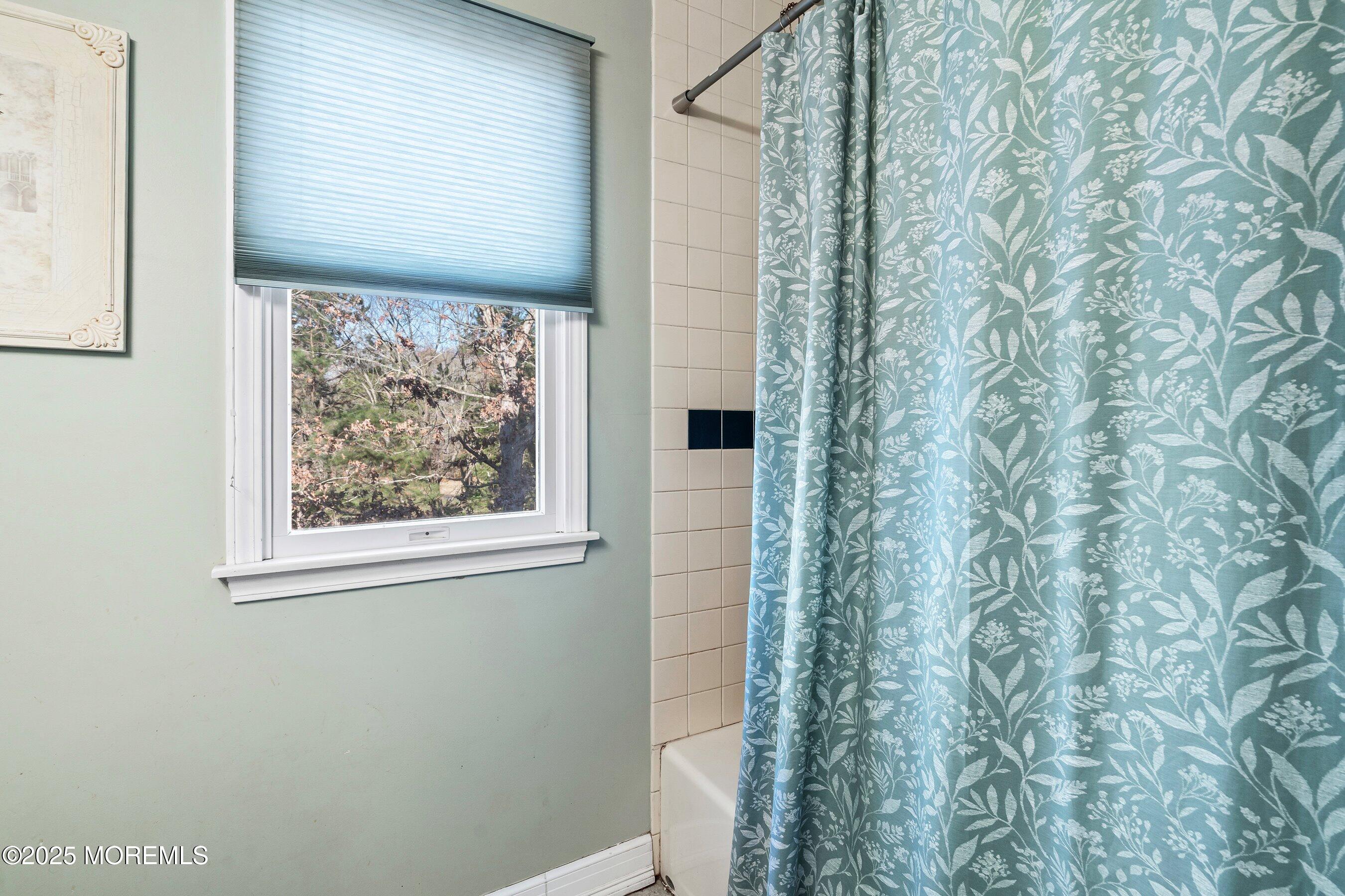 9 Ranch Boulevard Manahawkin, NJ 08050 - Photo 36 of 55 a view of a small space