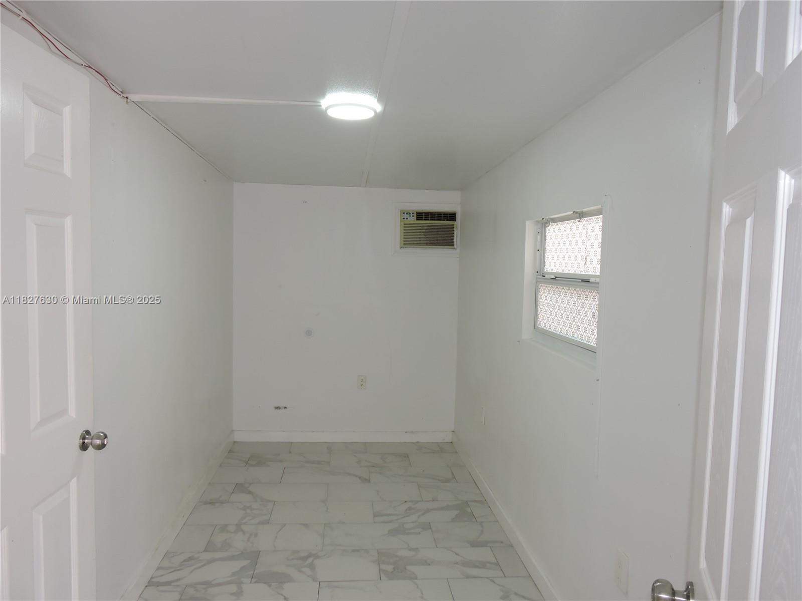 525 East 24th Street, Unit 4 Hialeah, FL 33013 - Photo 12 of 17