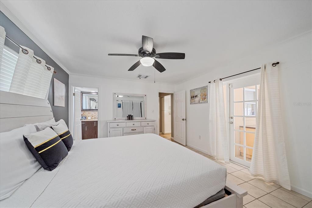 3209 Ashton Road Sarasota, FL 34231 - Photo 22 of 47