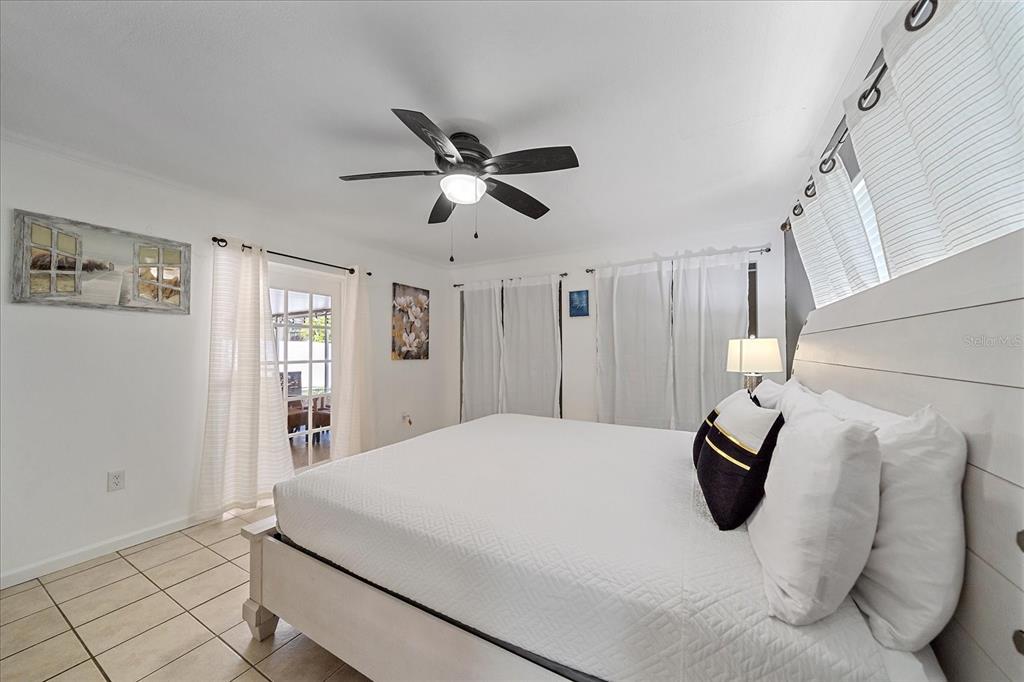 3209 Ashton Road Sarasota, FL 34231 - Photo 23 of 47