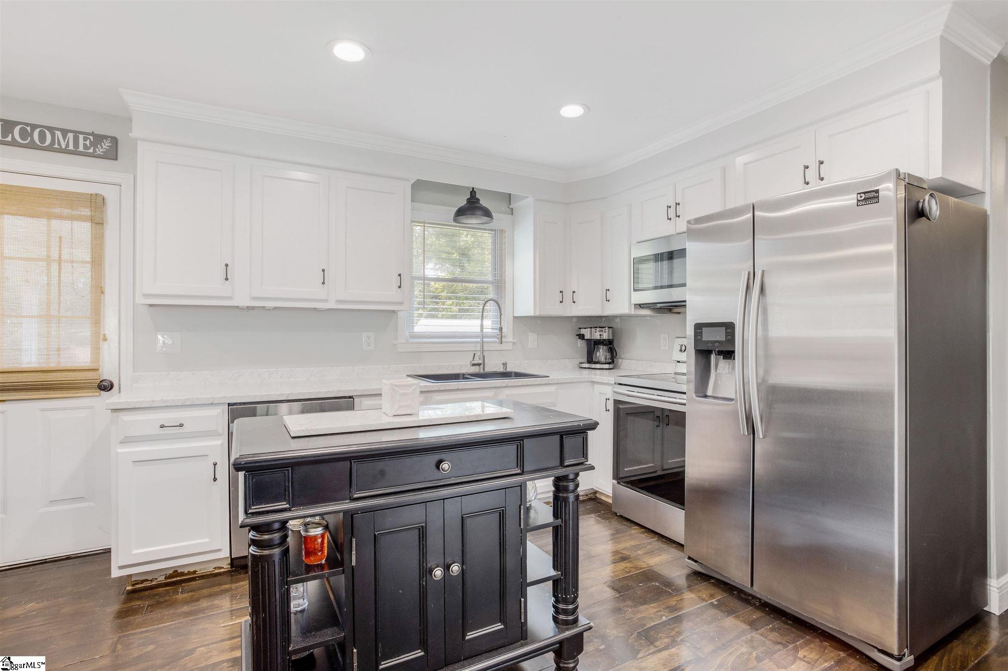12501 Old White Horse Road Travelers Rest, SC 29690 - Photo 9 of 25