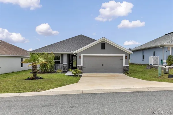 $379,000 | 657 West Twisted Oaks Drive, Beverly Hills, FL 34465