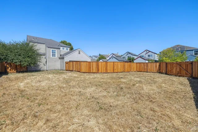 $950,000 | 542-548 Horizon Way, Santa Rosa, CA 95407