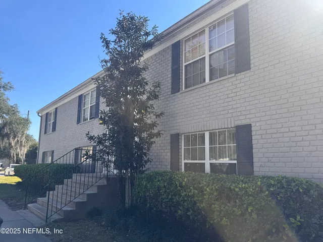 $112,000 | 4323 Plaza Gate Lane, Unit 102, Jacksonville, FL 32217