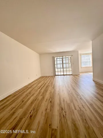 $112,000 | 4323 Plaza Gate Lane, Unit 102, Jacksonville, FL 32217