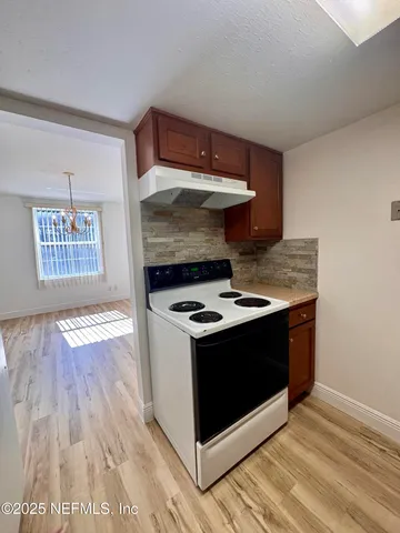 $112,000 | 4323 Plaza Gate Lane, Unit 102, Jacksonville, FL 32217