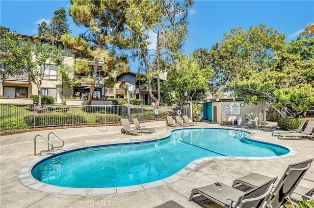 $1,139,000 | 3 Palos, Unit 51, Irvine, CA 92612