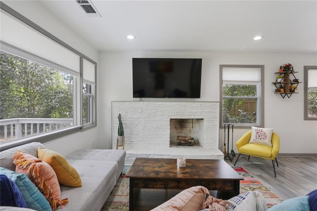 585 Brownlee Road Southwest Atlanta, GA 30311 - Photo 1 of 1 Gallery Image 1