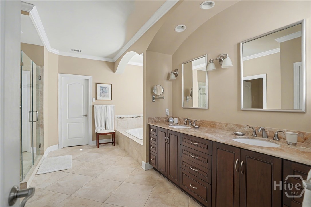29 Log Landing Road Savannah, GA 31411 - Photo 21 of 42 Master Bath