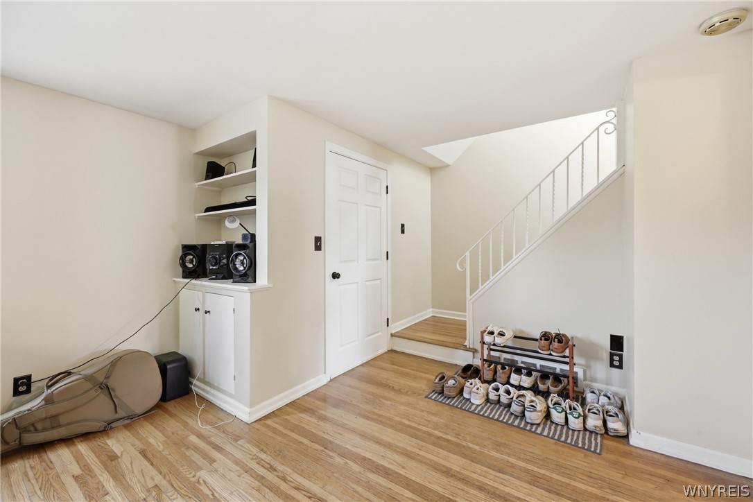74 Sherwin Drive Tonawanda, NY 14150 - Photo 5 of 34