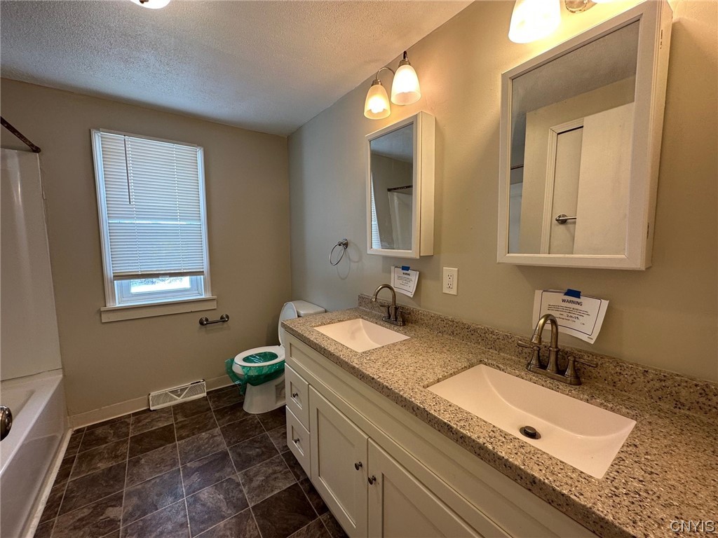 421 Casey Road German Flatts, NY 13407 - Photo 12 of 16