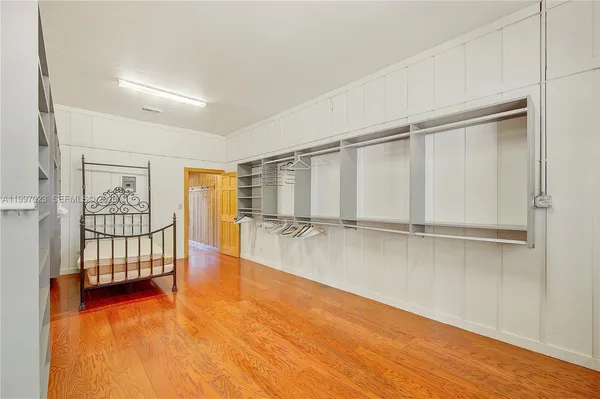 a view of a livingroom with furniture